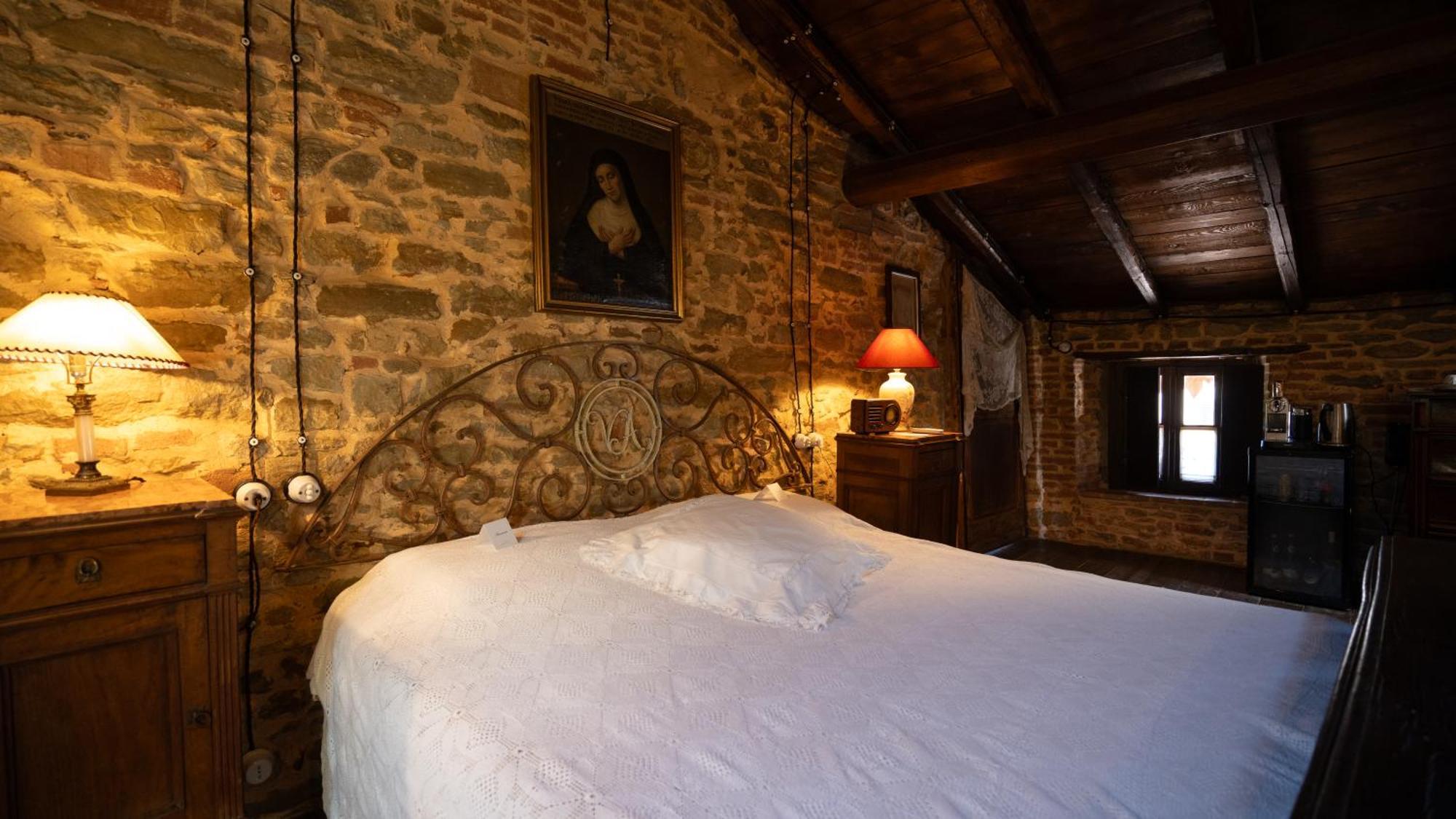 فيلا Borgo Santuletta Santa Giuletta المظهر الخارجي الصورة