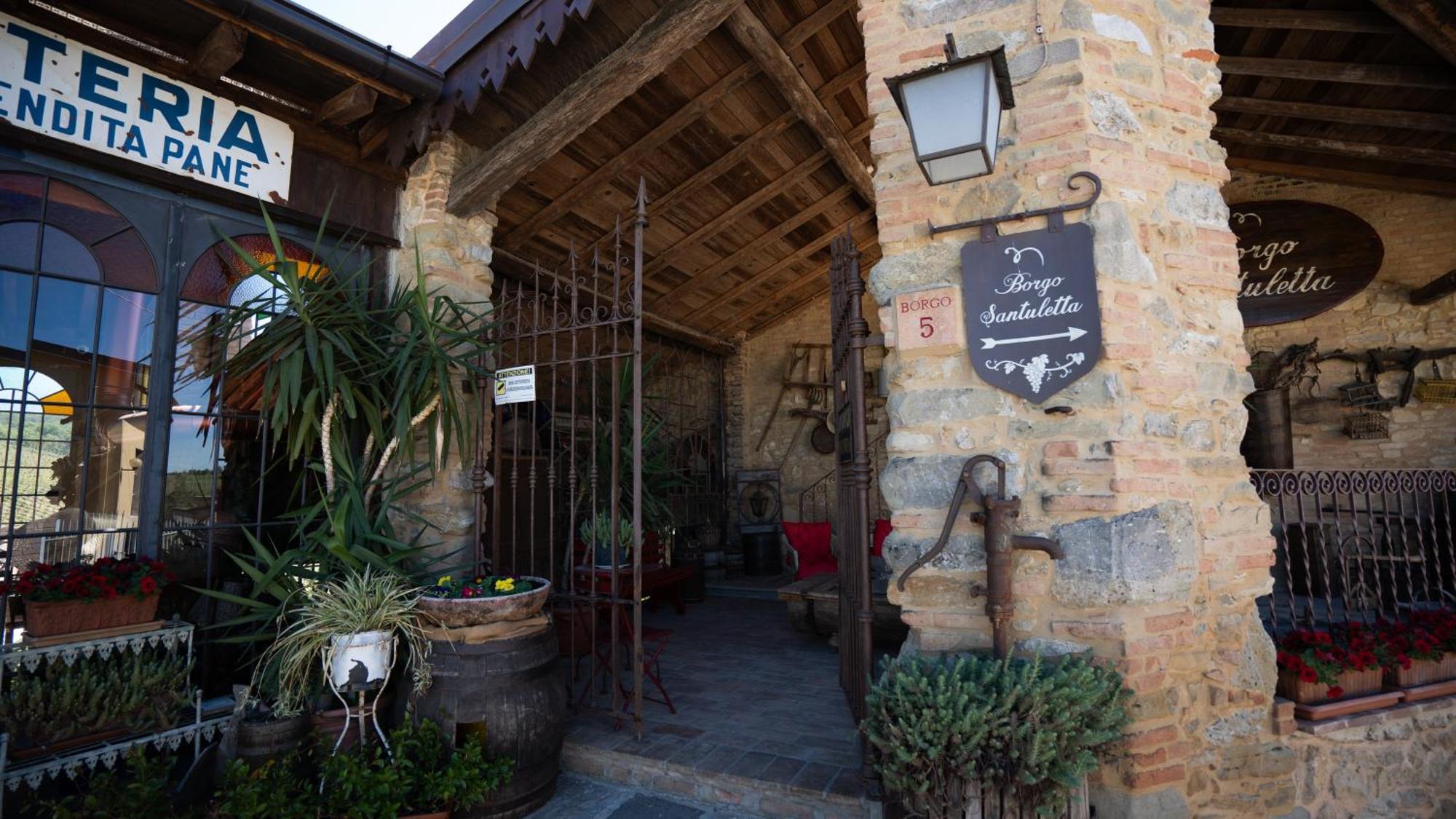 فيلا Borgo Santuletta Santa Giuletta المظهر الخارجي الصورة